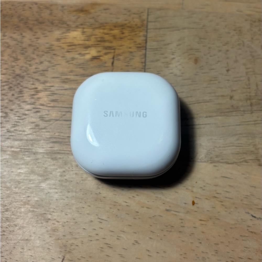 Samsung Galaxy Buds2 - Right Earbud & Case
